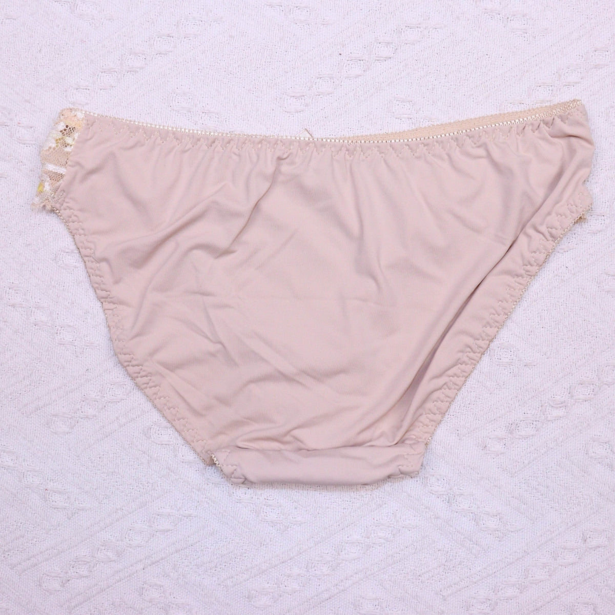 (Pack of 8) Women's Bra Panty Lingerie Set for Girl's | L-104