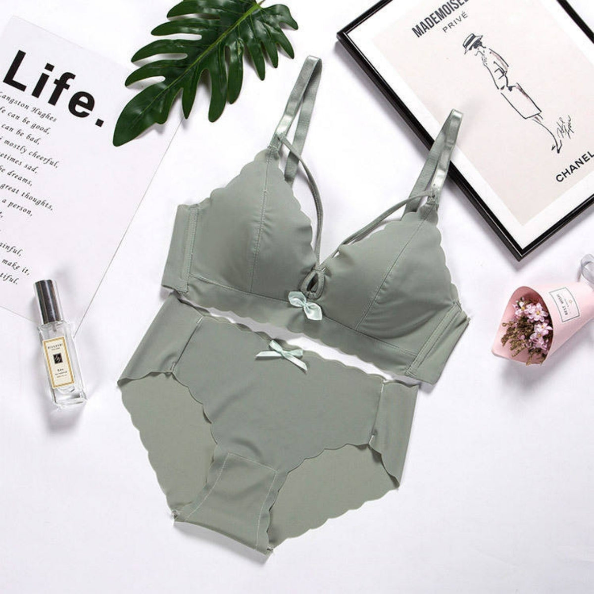 (Pack of 8) Women's  Bra Panty Lingerie Set for Girl's | L-115