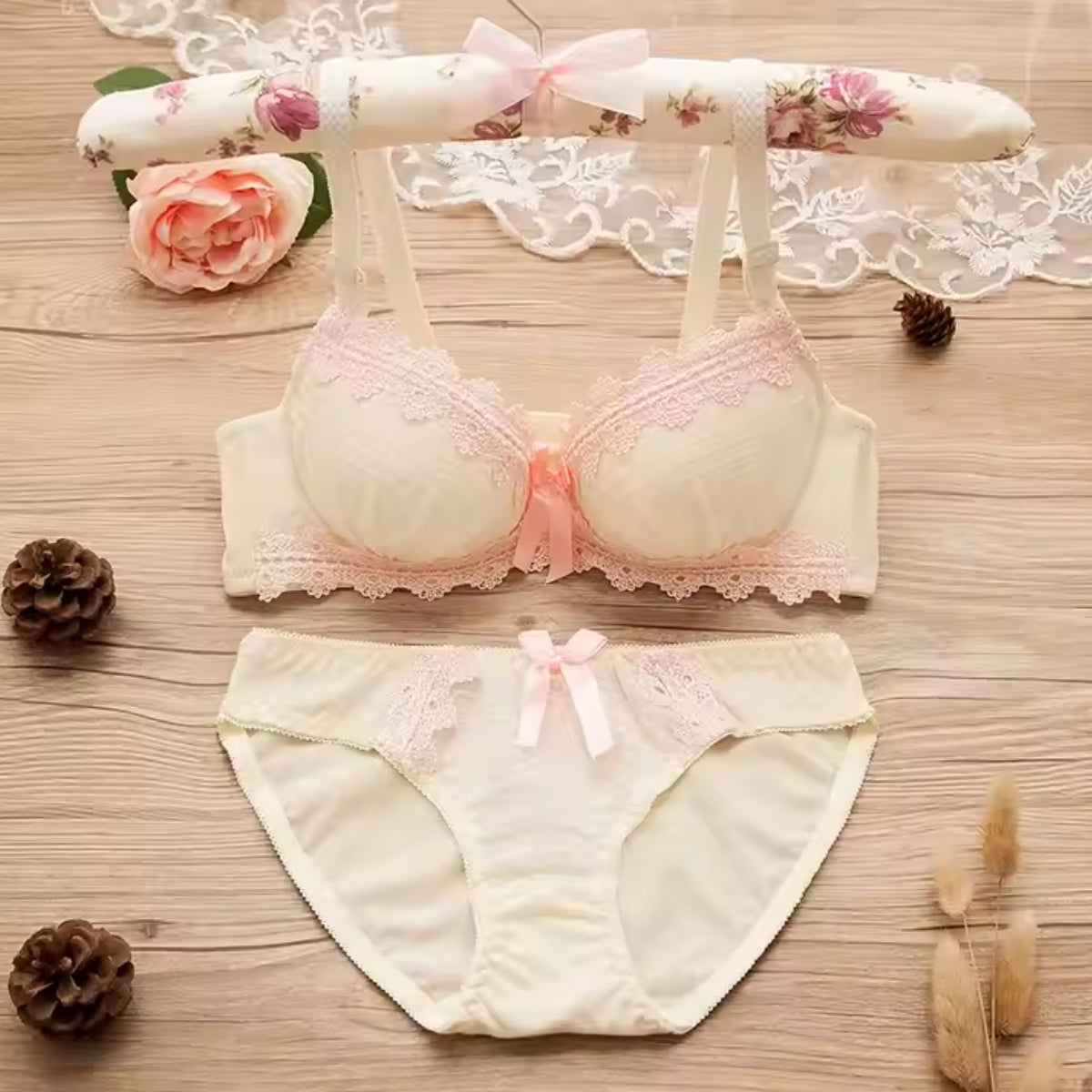 (Pack of 8) Women's  Bra Panty Lingerie Set for Girl's | L-141